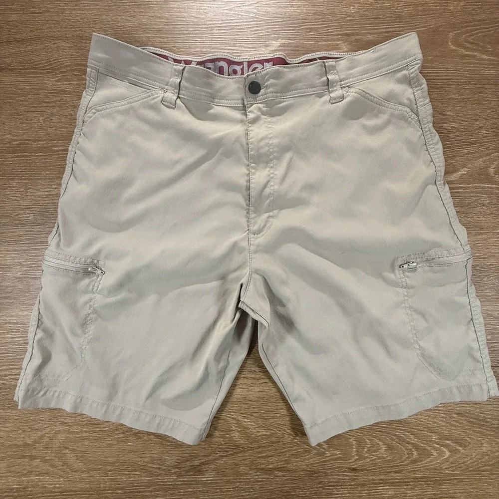 Wrangler Outdoor Shorts Men's 40 Khaki Nylon Hiking Cargo Performance 9 Inch